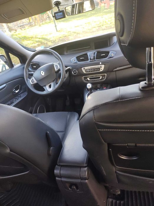 Renault Scénic 1.6 dCi 130 KM – 2012 – Wersja Privilege