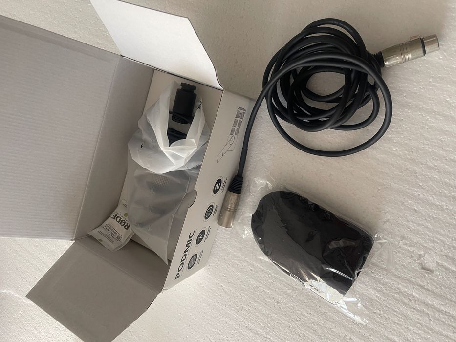 RØDE PodMic Broadcast Quality Dynamic Microphone