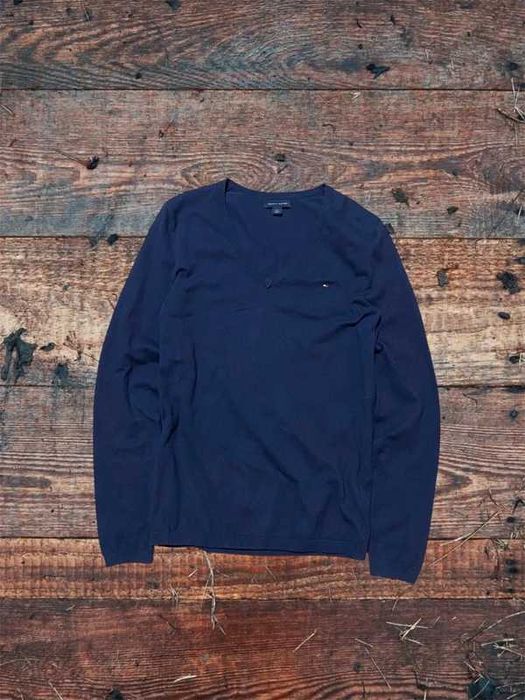 Ładny sweter damski w serek Tommy Hilfiger S Logo haft