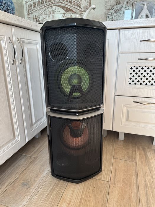 Продам блютуз колонку LG - fh6