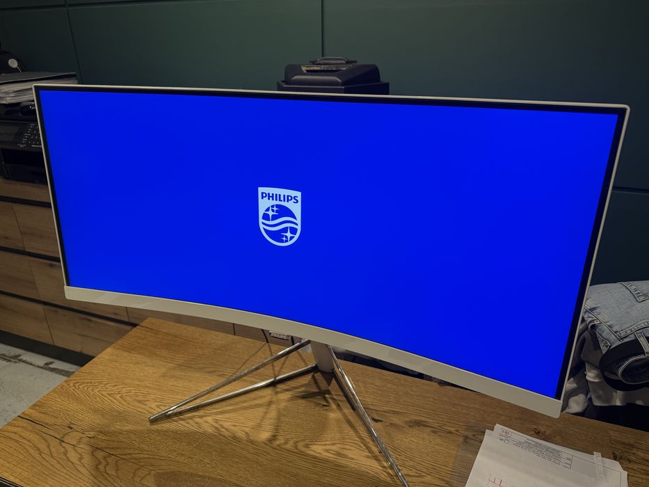 Monitor Philips 34 cale zakrzywiony