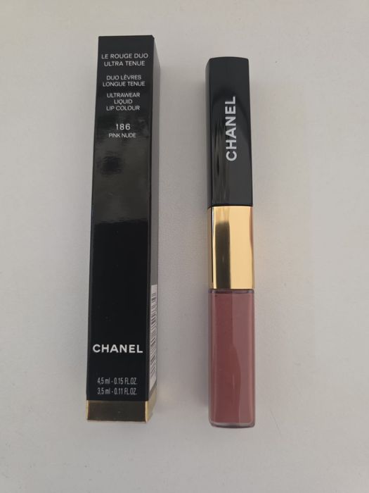 Chanel Le Rouge Duo 186 pink nude