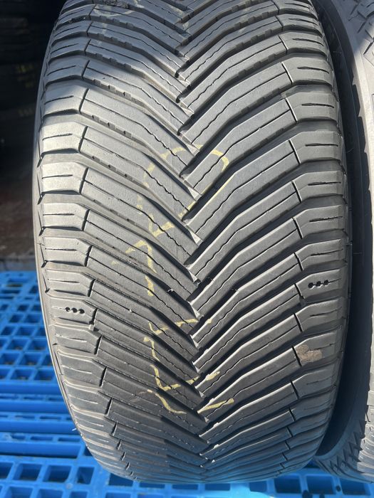 #Opony Michelin Crossclumate 255/45/19 para