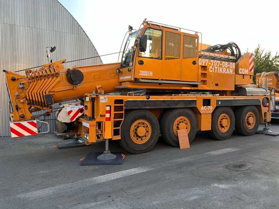 Послуги автокрана 25т - 250т
