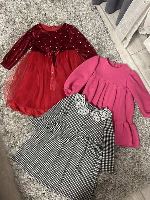 Сукні , плаття 104 см