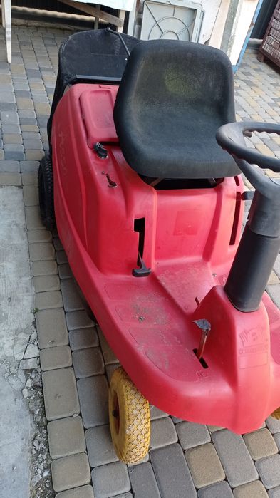 Трактор Газонокосарка