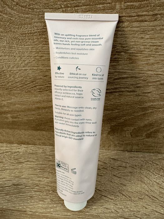 Krem do rąk Liz Earle 150ml