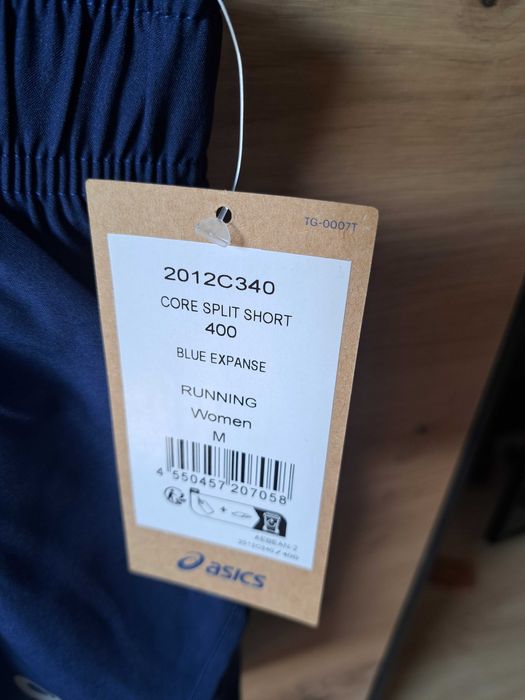 nowe spodenki damskie Asics rozmair M