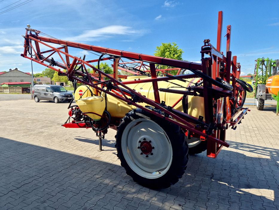 Opryskiwacz Hardi TR 2000, 18m 5 sekcji, hydraulicznie rozkładany, Auto l/ha