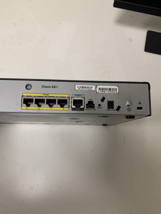 Маршрутизатор Cisco 881