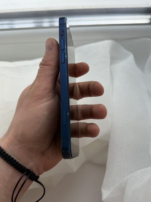 Продам Apple 12 128g