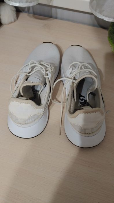 Кросівки високі adidas чоловічі 41,5