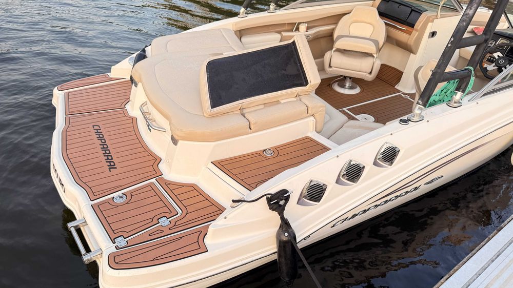 Chaparral 216 SSI 2010 – Volvo Penta 270cv – só 600h – Rio Douro