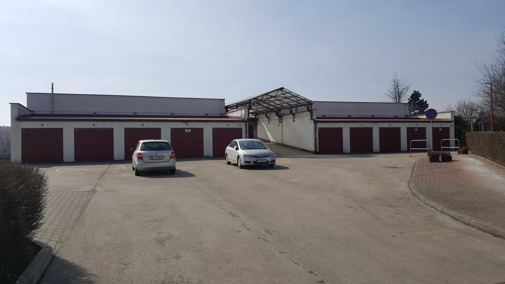 Garaż / magazyn do wynajęcia - Radzikowskiego 81 - Widok 2