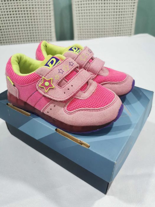 Кроссовки Demix р25 (16см)