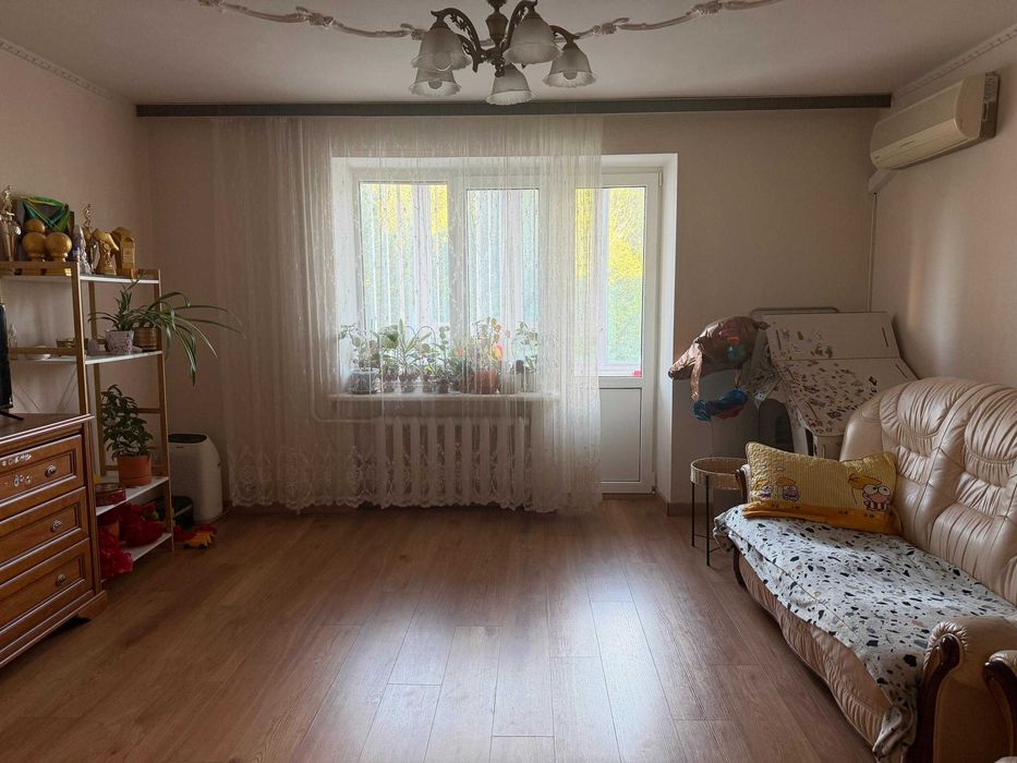 Стратегія успіху 3 кімн квартира біля Південного зд вокзалу Києва