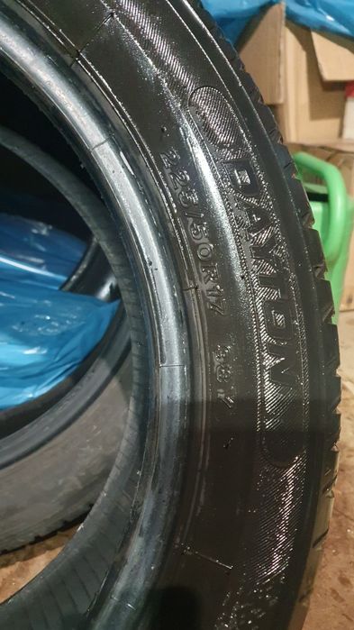 Opony letnie 225 x 50 R17