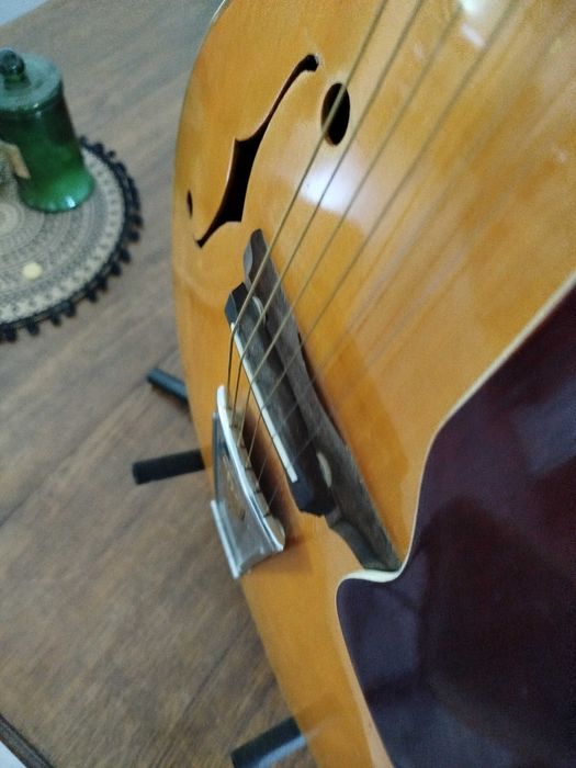 Gitara archtop  japonski unikat.