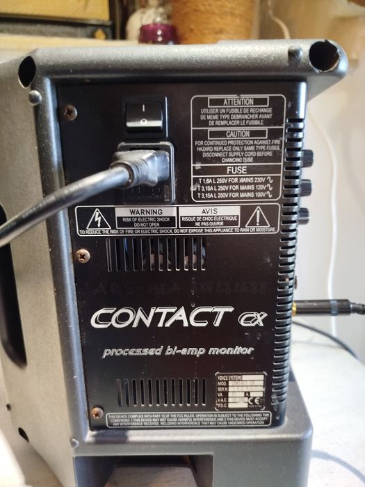 Aktywne kolumny estradowe Contact.