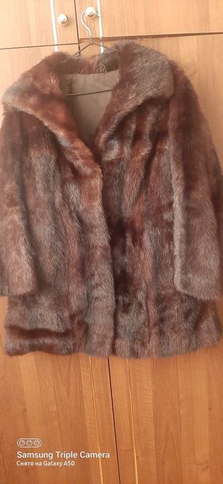 Норкова в ідеальному стані шуба.