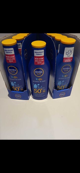 Balsamy do opalania w sprayu spf' 30  200ml
