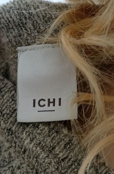 Jasnoszara sukienka ICHI comfort chic skandynawska elegancja