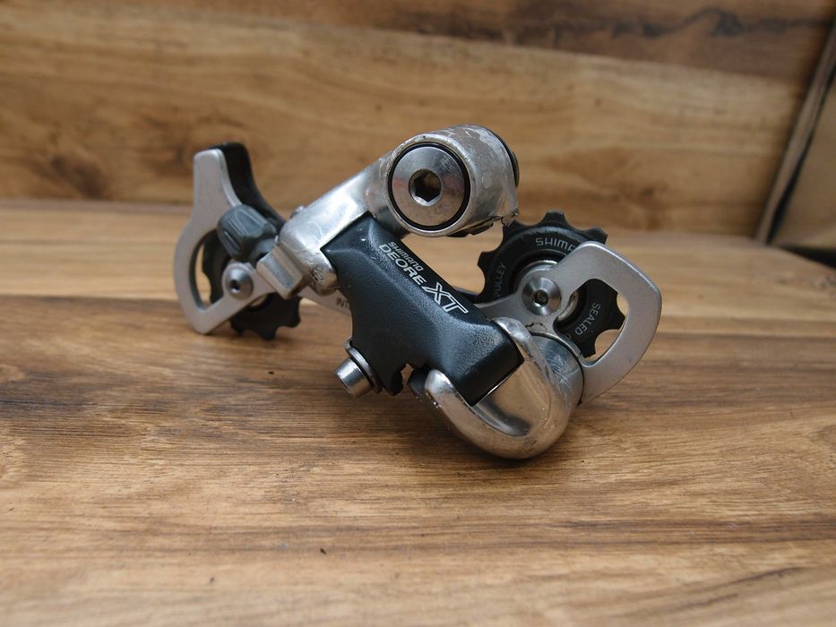 tylna przerzutka Shimano Deore XT RD-M739 VIA Japan 8 rzędów