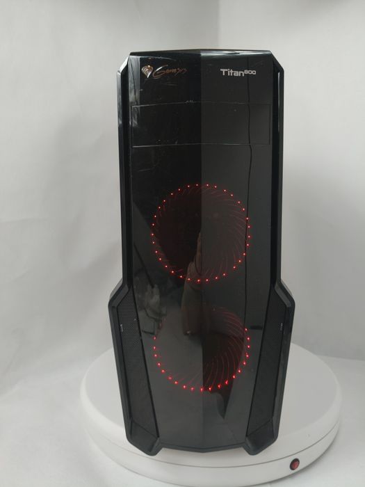 Komputer Gamingowy AMD FX-8150,GTX 580, 16 GB, SSD, Win 11