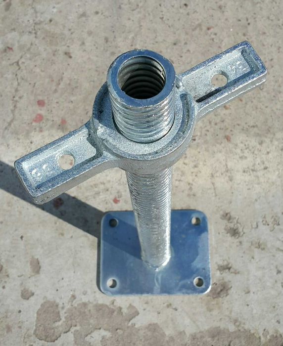 Домкраты толстостенные к строительным лесам 45 см!