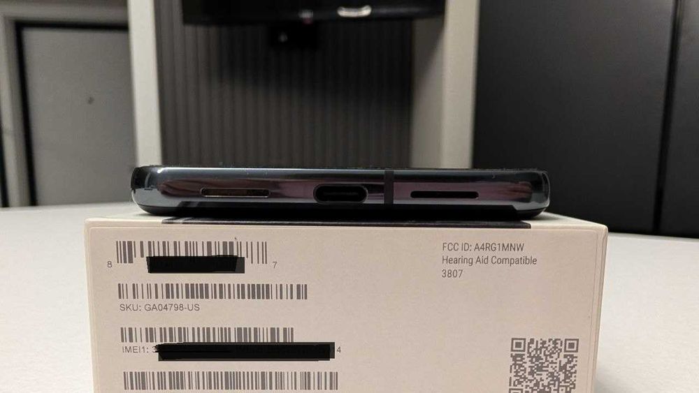 Смартфон Google Pixel 8 Pro 12/128GB Obsidian Neverlock