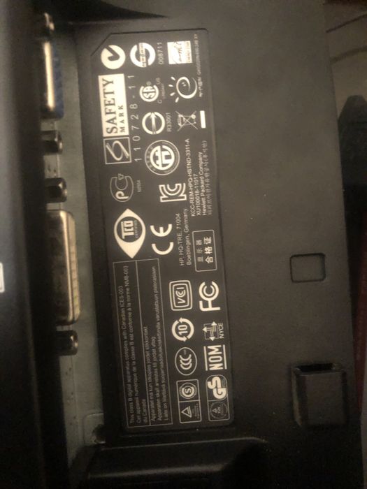 Monitor LCD HP usado