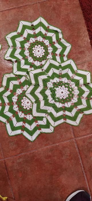 5 rendas feitas a mão
