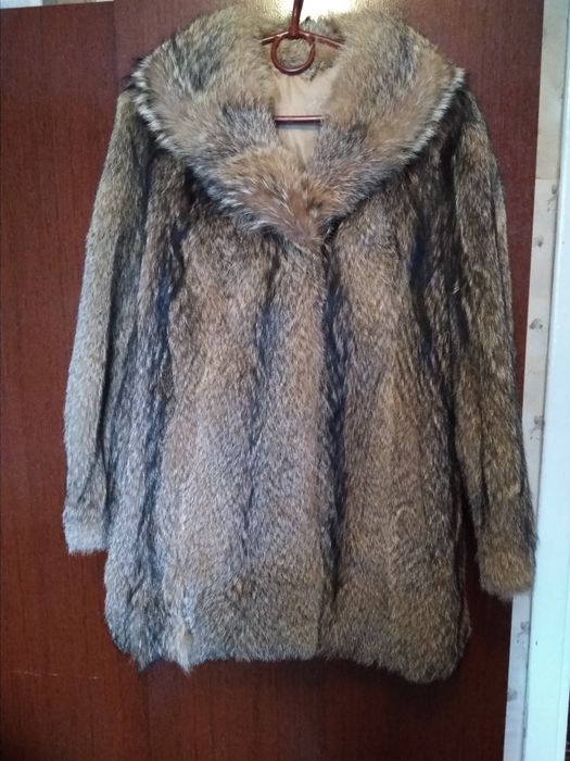 Натуральна шуба, вовк, стан ідеальний