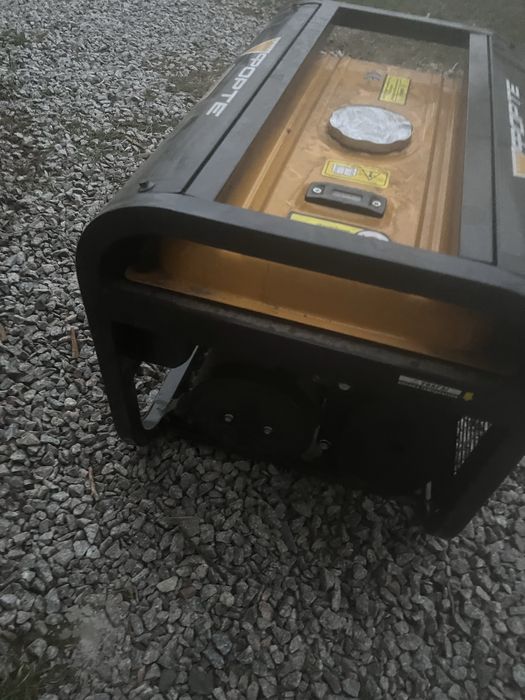 Продам Генератор