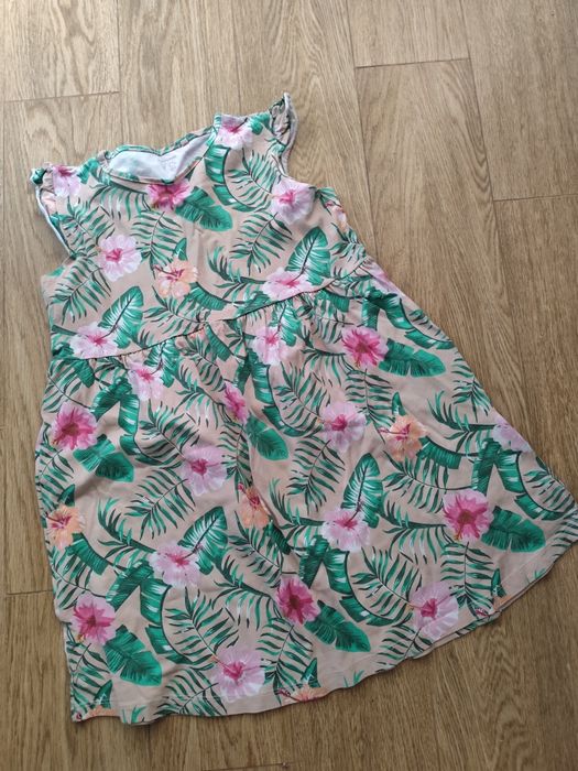 sukienka letnia roz. 134/140