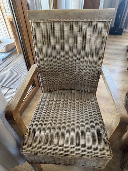 4 krzesła ratan + drzewo