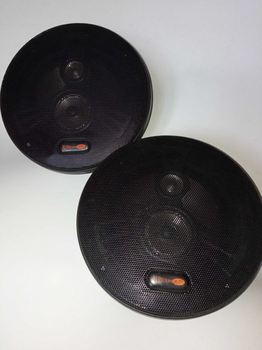 динаміки Alphard XE Star в робочому стані