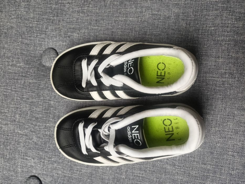Buty ADIDAS NEO, kolor czarno - biały, rozmiar 25