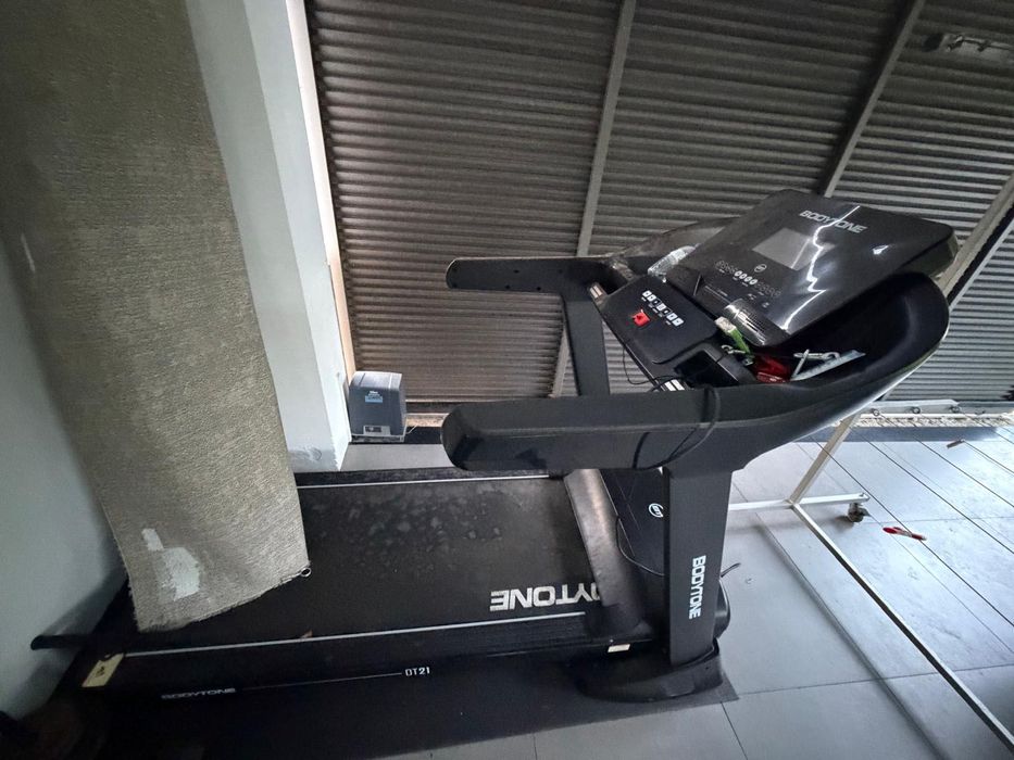 Ginásio em casa completo — vendo conjunto ou à peça