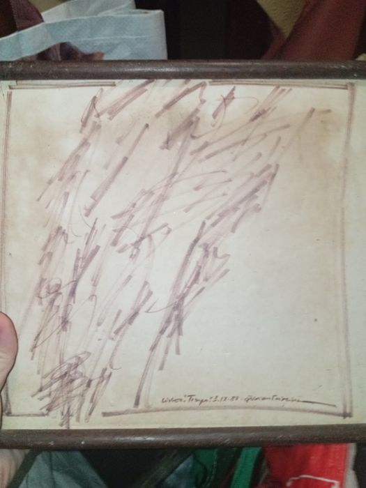 Dois desenhos assinados