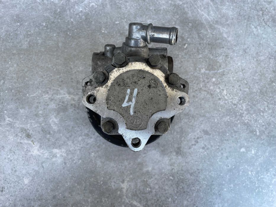 Гидроусилитель руля ГУР Audi A4 B5 B6 Opel Vectra B VW Passat B5