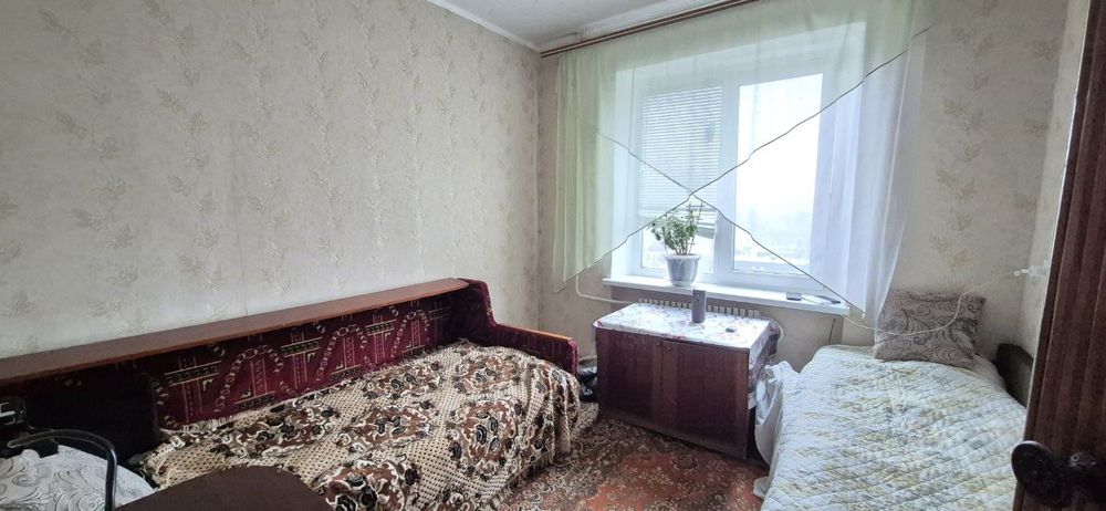 ПРОДАМ 3-кімнатну квартиру в м. Самар, вул. В.Ковалівка.

Квартира роз