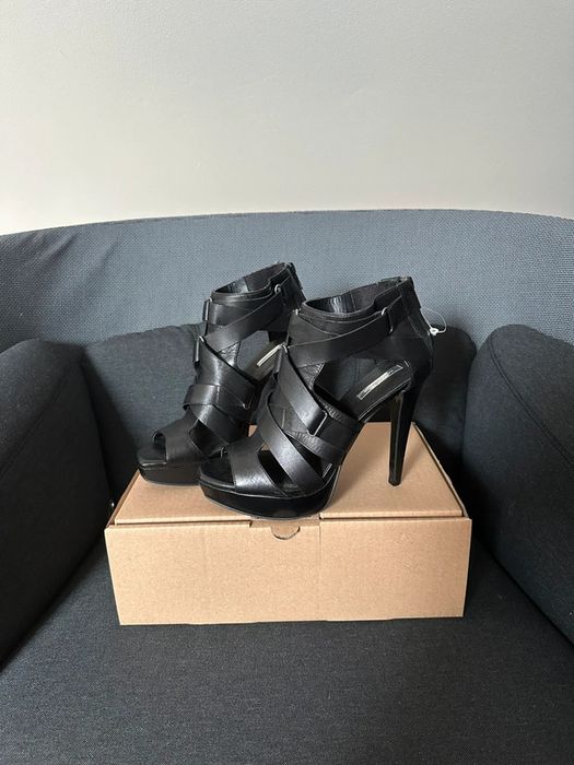 Wysokie szpilki Zara 37