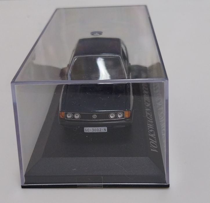 Miniatura Vw Scirocco em escala 1/43