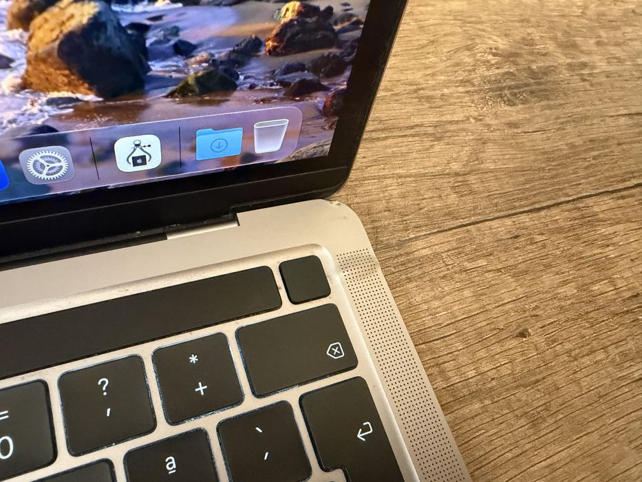MacBook Pro 13 M1 8/256GB 92%bateria