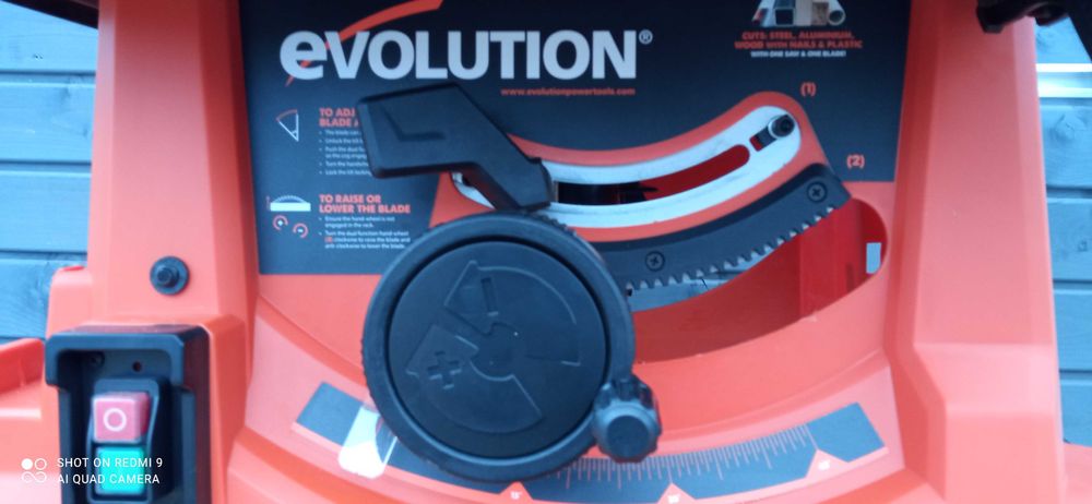 Piła stołowa Evolution 1500 W 255 mm R255PTS 2024r Ze Stołem