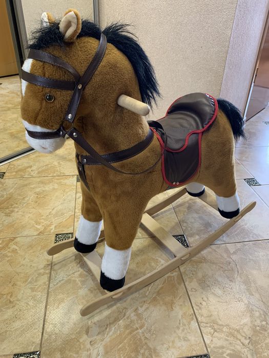 Коник -гойдалка.