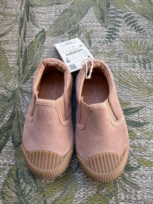 Alpercatas de menina - Zara Home - Tamanho 23