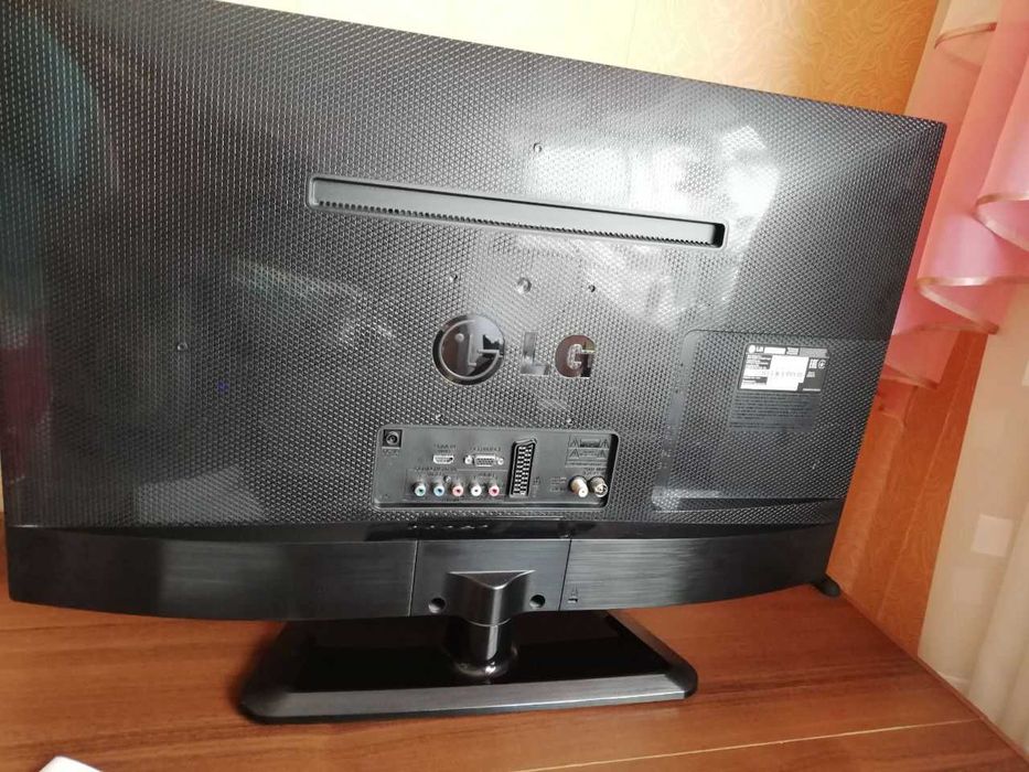 Телевізор, екран, монітор LG 29LN450U, тб