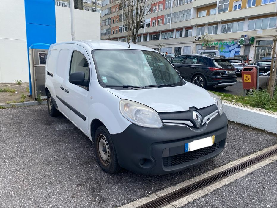 Kangoo maxi 3 lugares c/AC